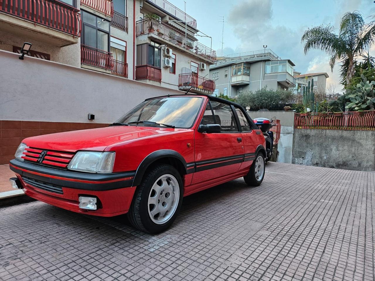 Peugeot 205 1.9 cat Cabriolet CTI