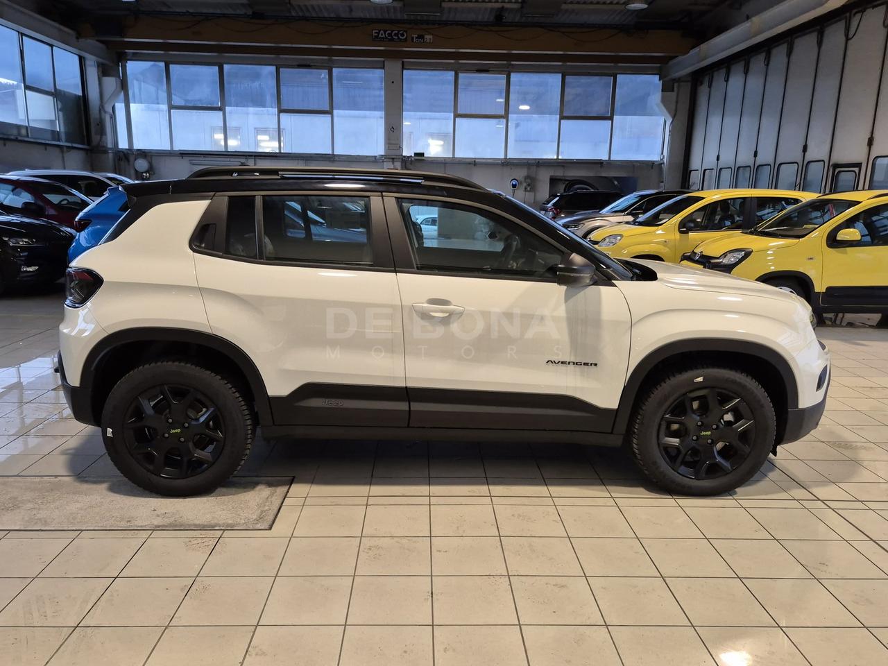 Jeep Avenger 1.2 turbo e-hybrid mhev upland 4xe 145cv edct6
