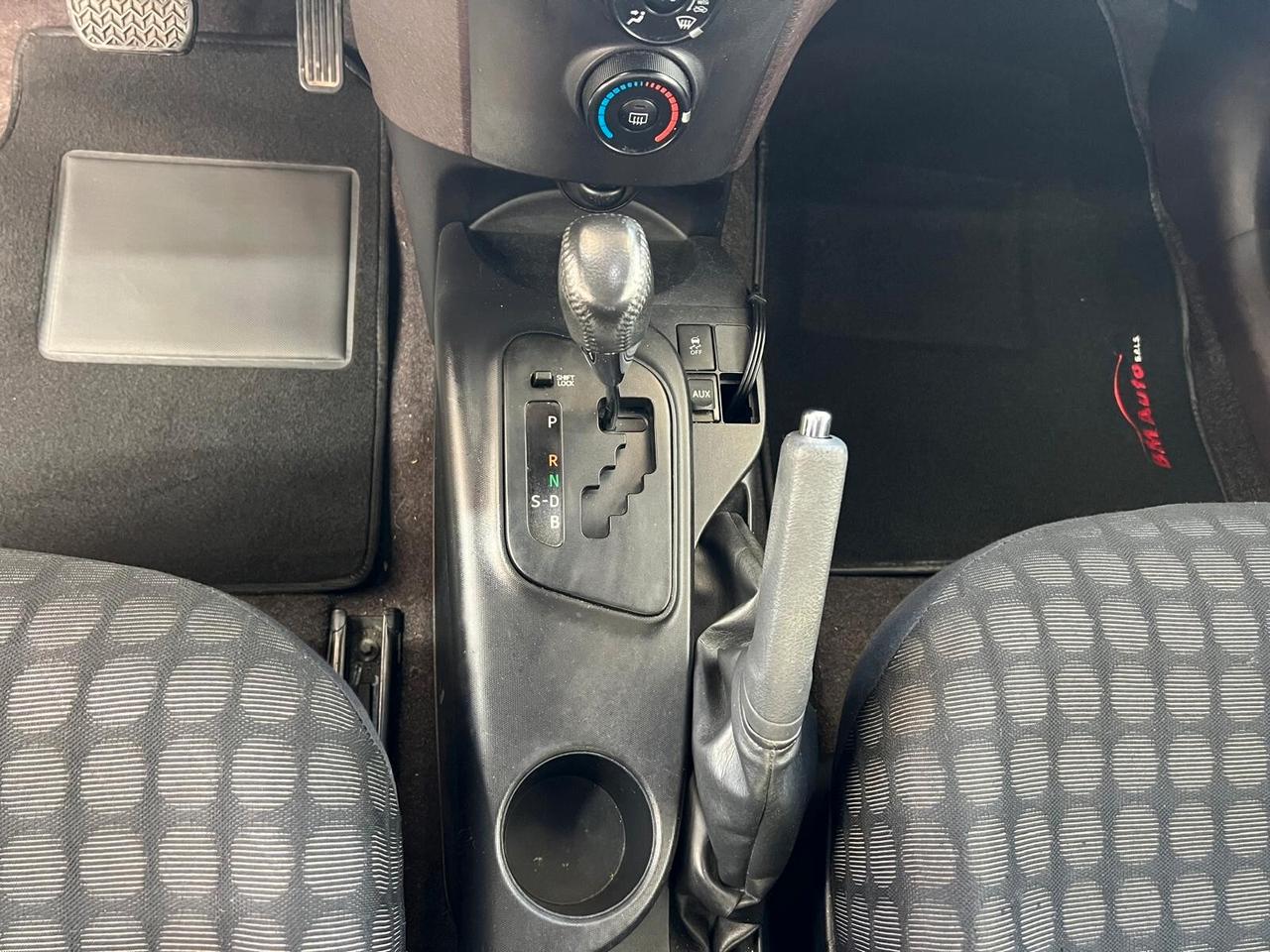 TOYOTA IQ 1.0 BENZINA 70CV AUTOMATICA