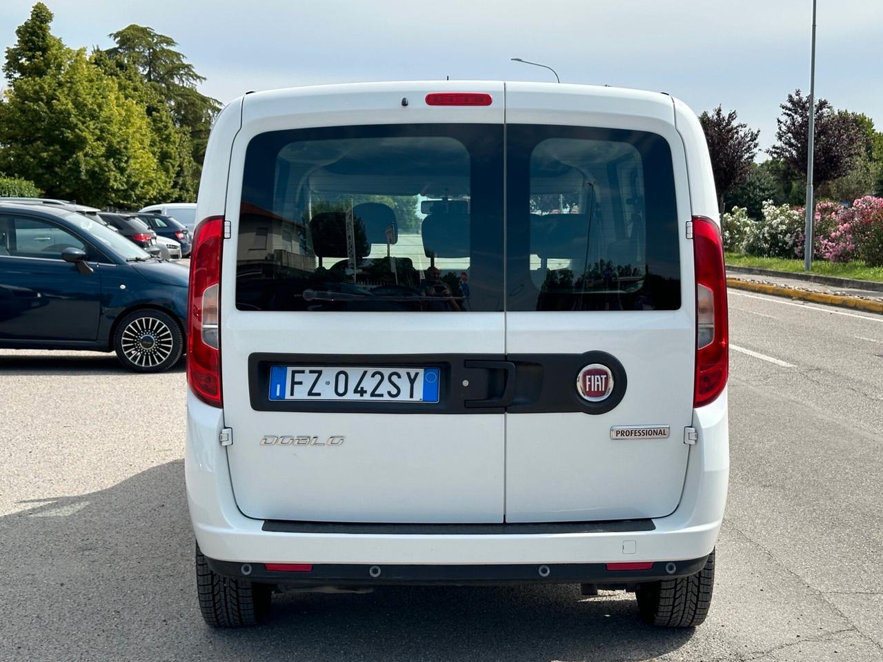 Fiat Doblo Doblò 1.6 AUTOCARRO 5 POSTI Lounge cv120 E6d