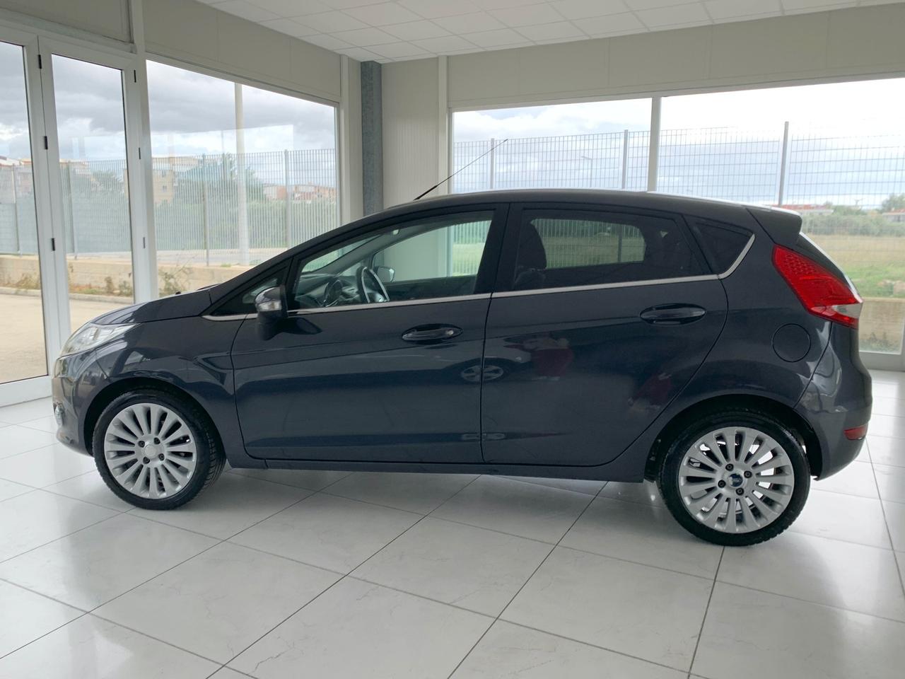 Ford Fiesta 1.4 5 porte Bz.- GPL Titanium