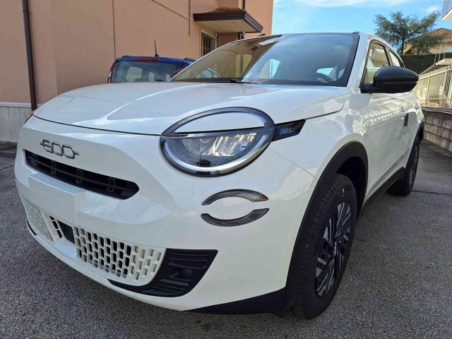 FIAT 600 Hybrid 110 CV DCT MHEV *KM 0*