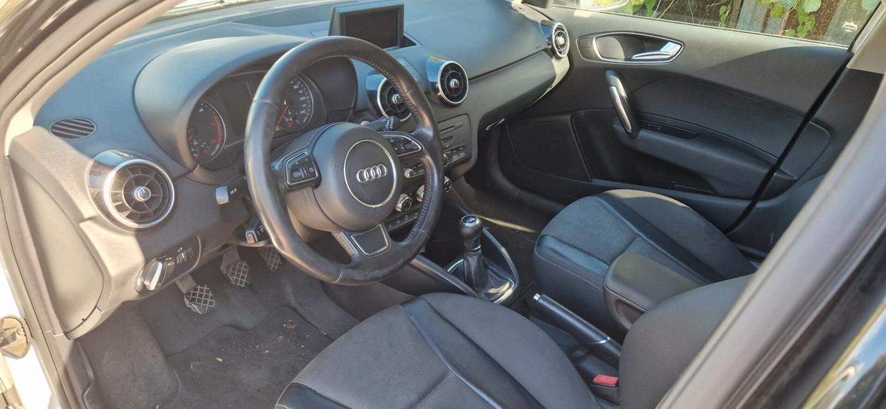 Audi A1 SPB 1.6 TDI 105 CV Ambition