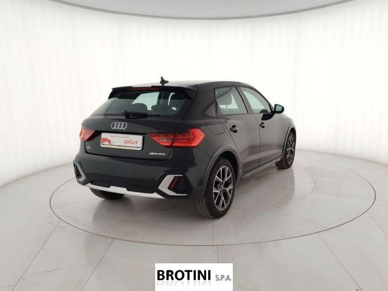 Audi A1 Sportback 35 TSI Allstreet S Tronic Identity Contrast