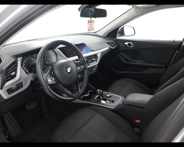 BMW 118 d 5p. Business Advantage