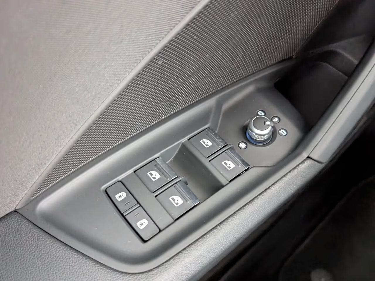 Audi A3 SPB 30 TDI S line edition