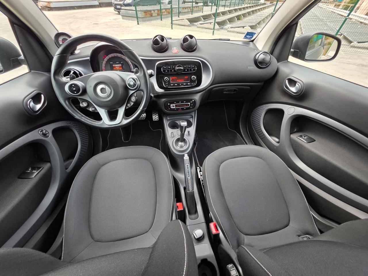 Smart ForTwo allestimento BRABUS 0.9 Turbo twinamic
