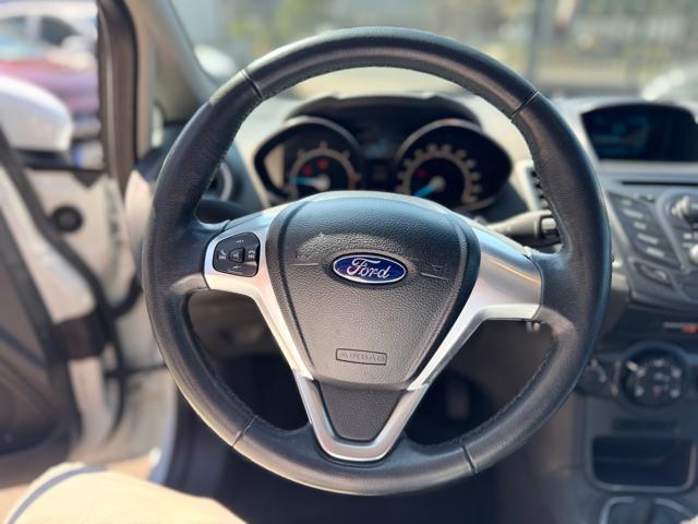 FORD Fiesta 1.5 TDCi 75CV 5 porte Titanium