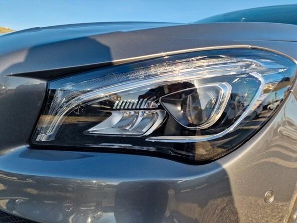 Mercedes-benz CLA 200 d Shooting Brake Automatic Premium 136 cv