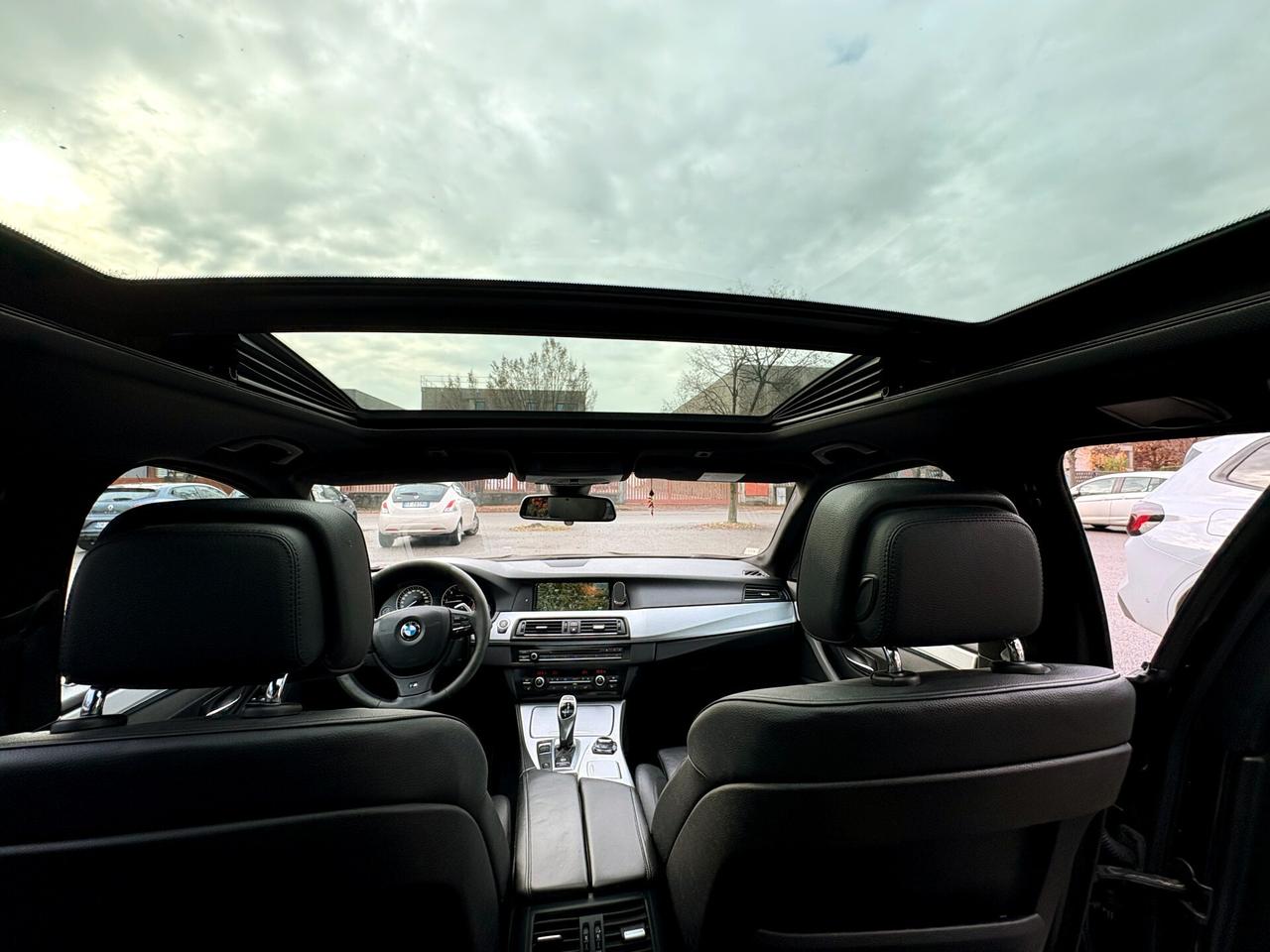 BMW 520D aut "M-SPORT"-Pelle,Nav,Tetto-2013