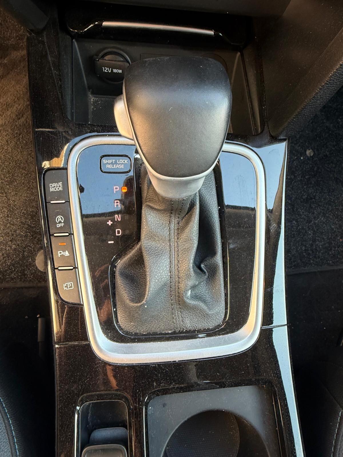 Kia XCeed 1.6 CRDi 136 CV MHEV DCT Business