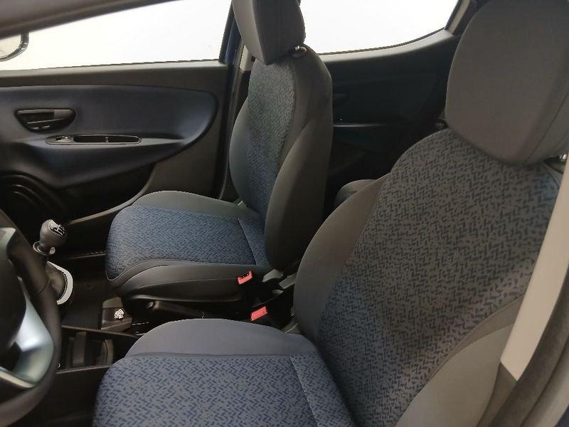 Lancia Ypsilon 1.0 firefly hybrid Gold s&s 70cv 5p.ti