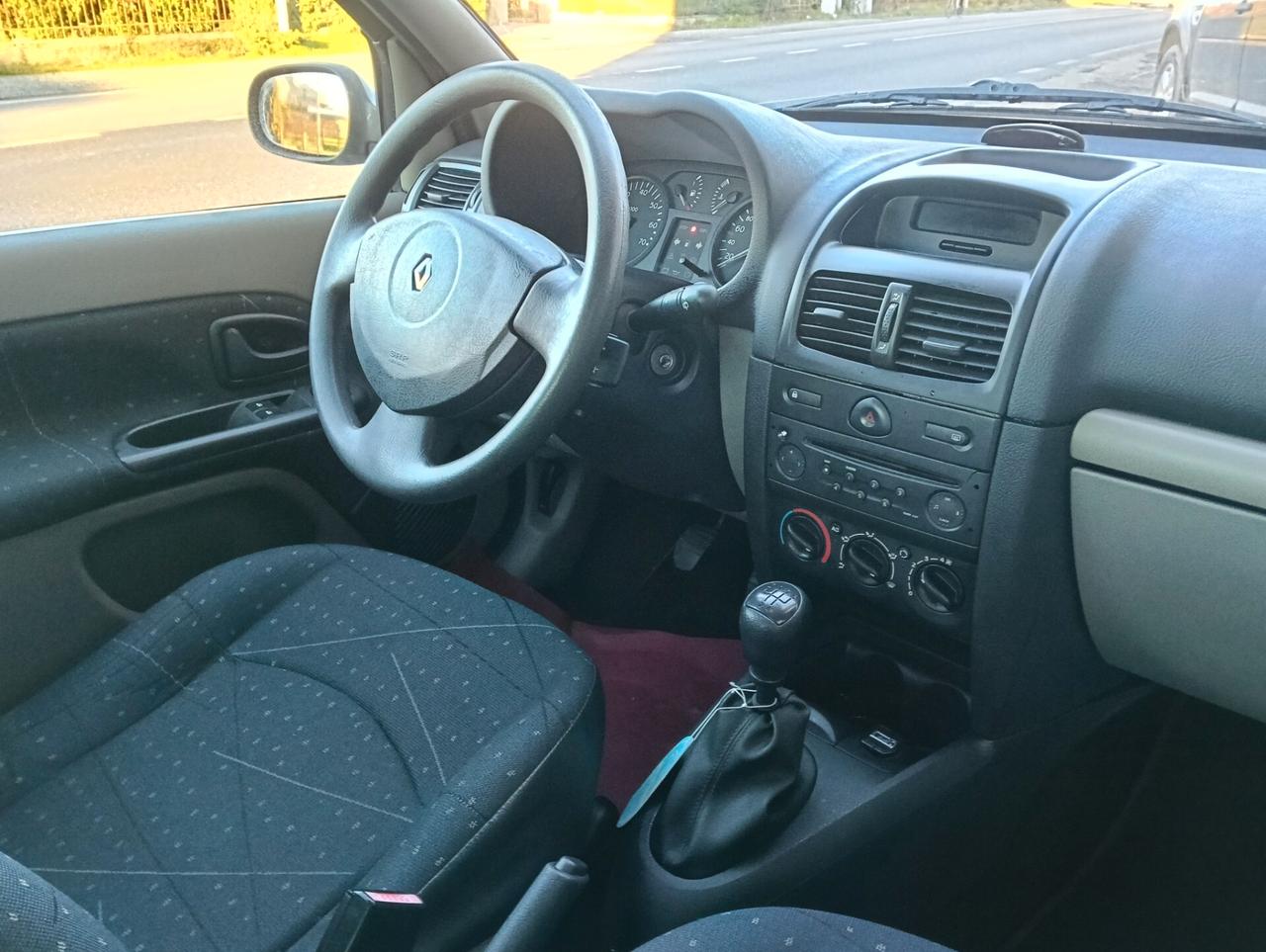 Renault Clio 1.2 cat 3 porte Access Authentique