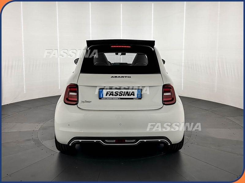 Abarth 500e Elettrica Turismo Cabrio 155cv
