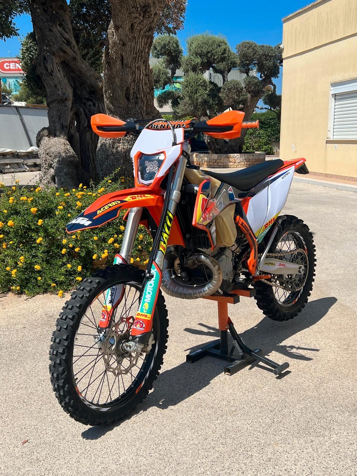 KTM EXC 250 2T TPI TARGATA GUIDABILE CON PATENTE A2 - 2021