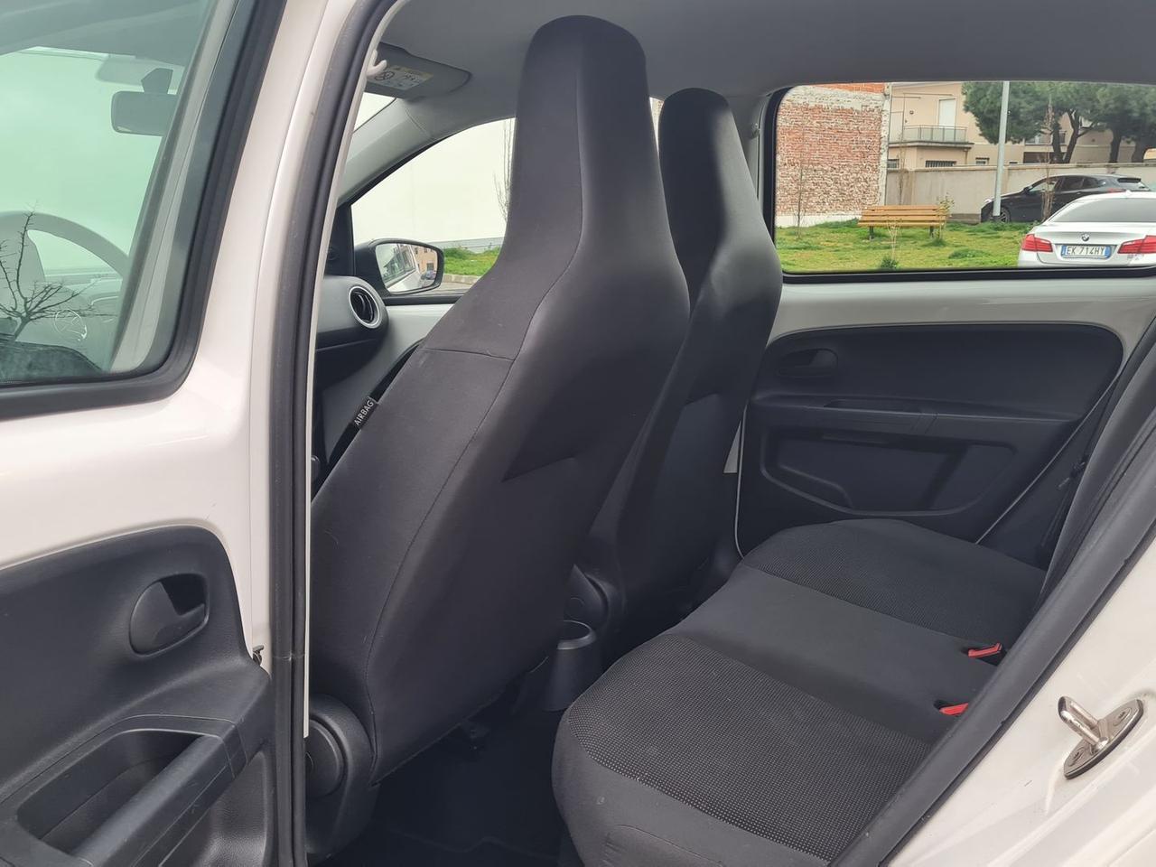 Volkswagen up! 1.0 eco Move up! #9928