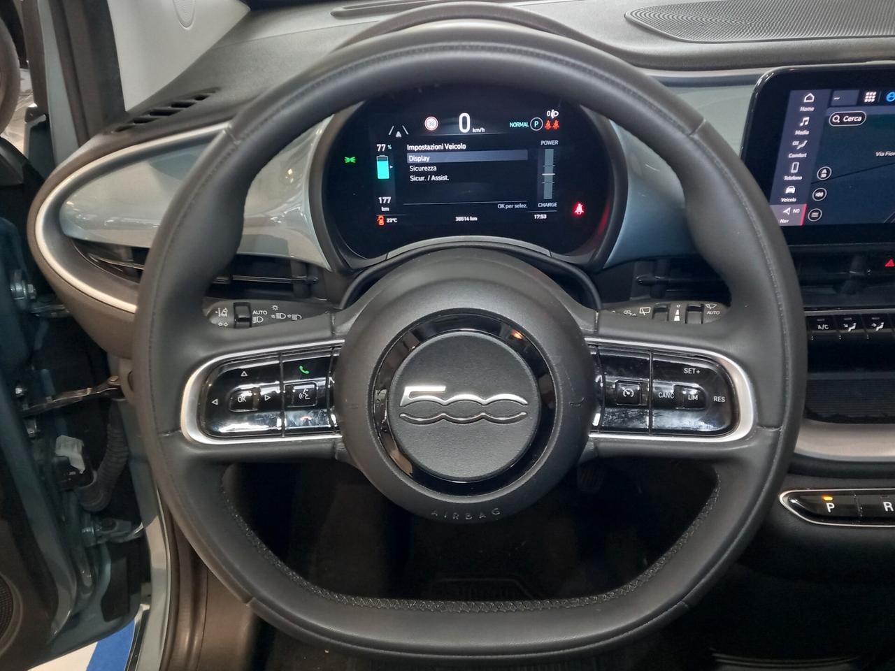 Fiat 500e 42 kWh Icon 30.000 KM