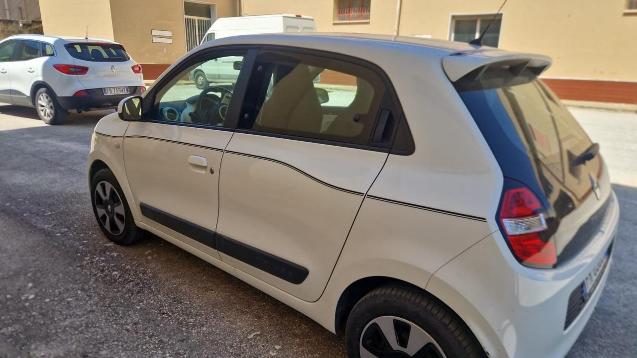 Renault Twingo SCe Lovely