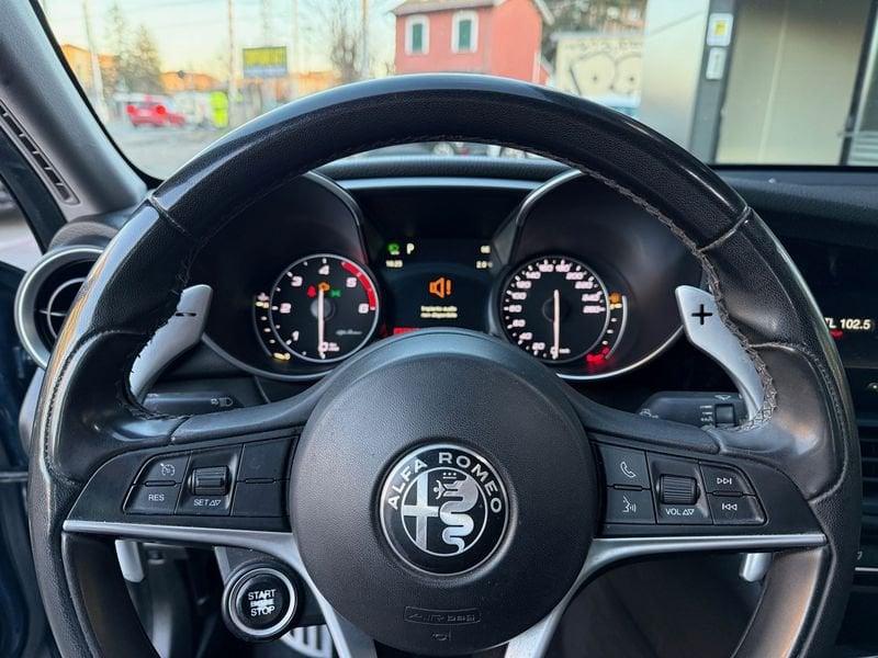 Alfa Romeo Giulia Giulia 2.2 Turbodiesel 180 CV AT8 Super