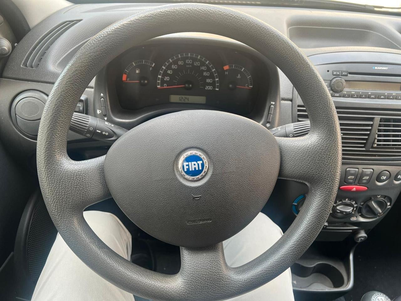 Fiat Punto 1.2 5 porte Active Natural Power