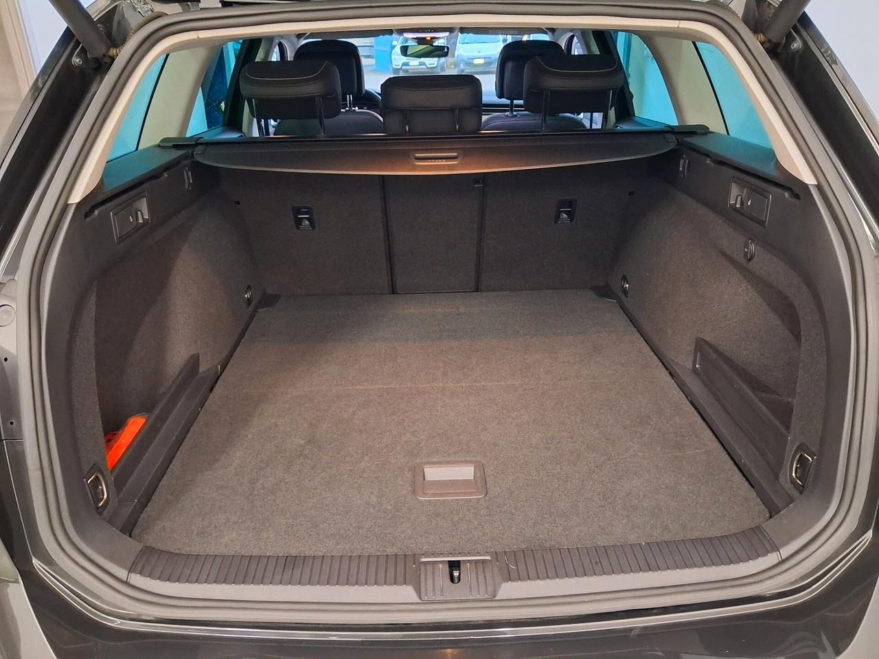 Volkswagen Passat Variant 2.0 TDI SCR EVO DSG Executive