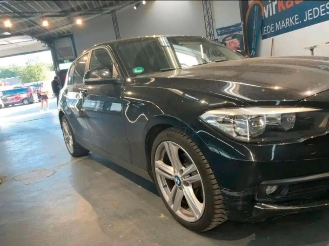 Bmw 116 116i 5p.