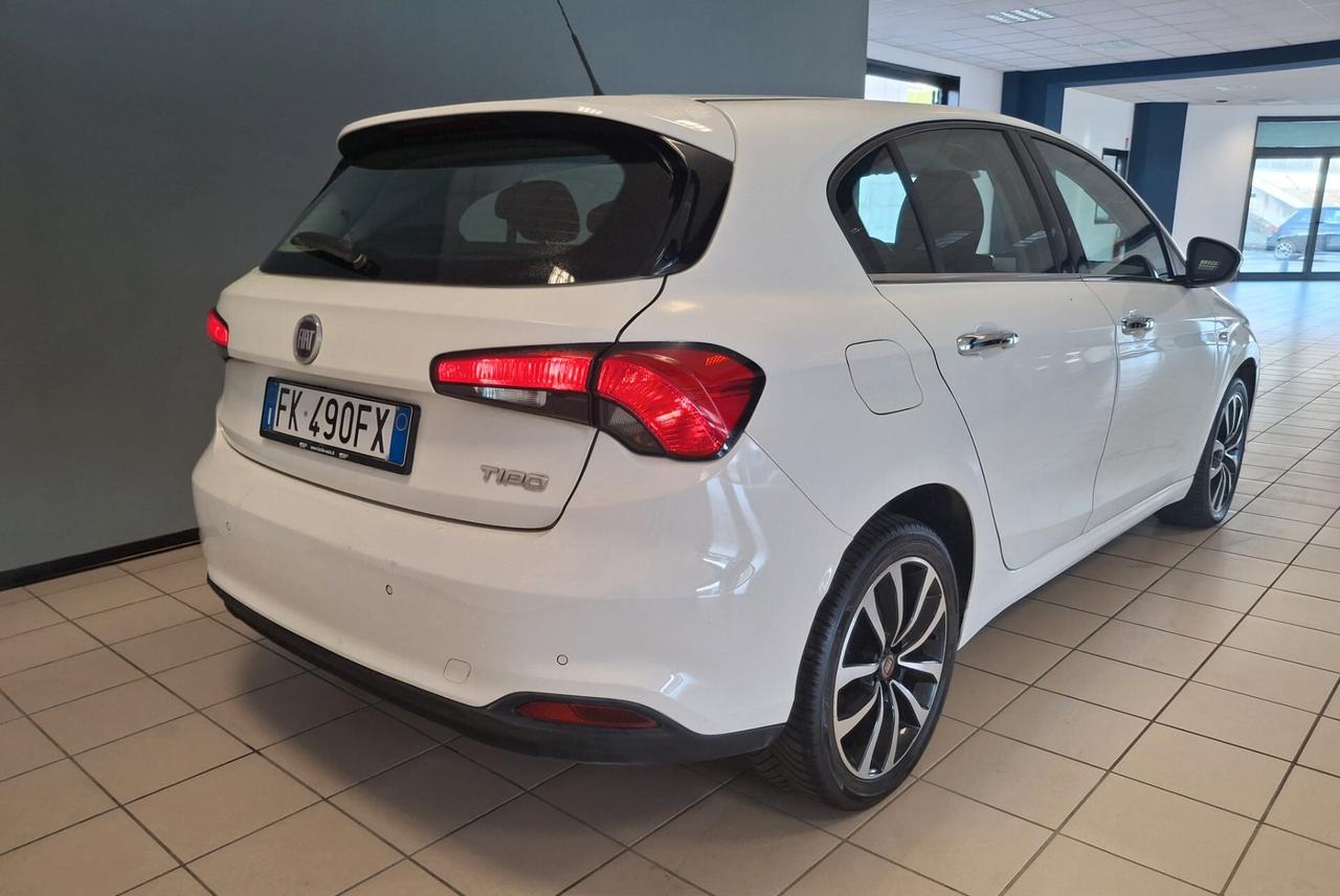 Fiat Tipo 1.3 Mjt S&S 5 porte Easy