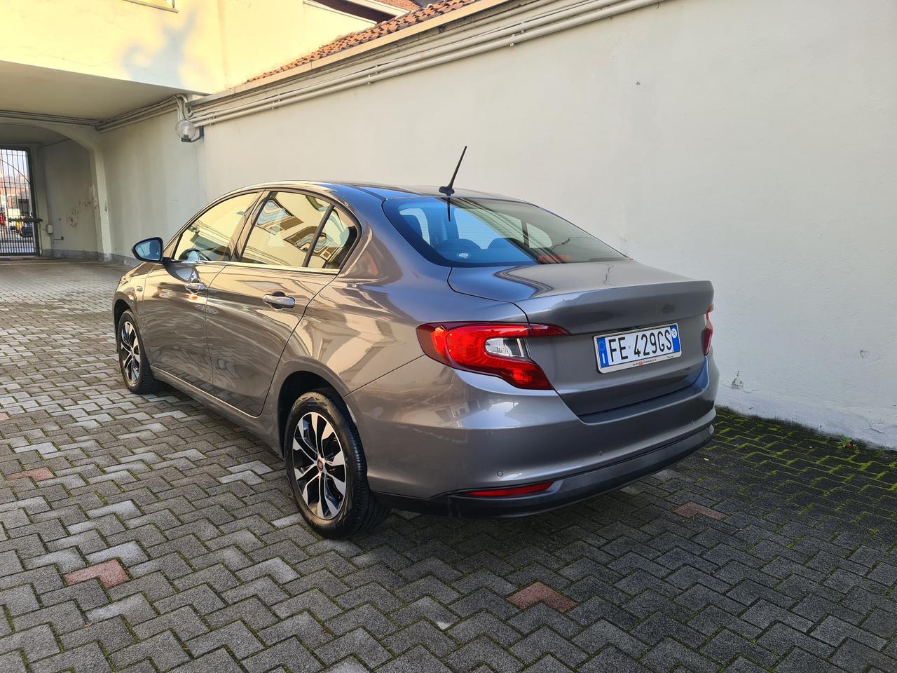 Fiat Tipo 1.6 Mjt 4 porte Lounge - km certif.