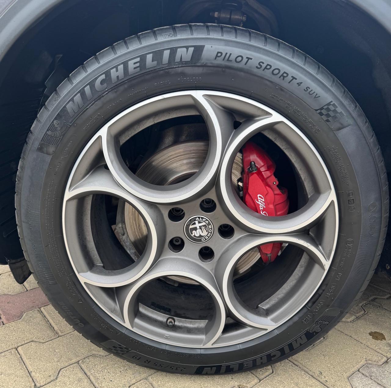 Alfa Romeo Stelvio 2.2 Turbodiesel 190 CV AT8 Q4 Executive