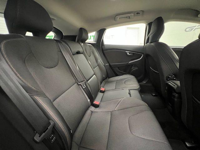 VOLVO V40 II - Cross Country 2.0 d2 my19