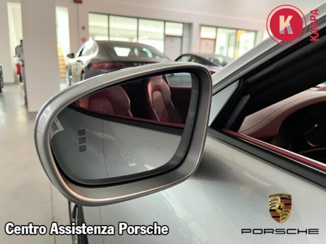 Porsche 911 Carrera 4S