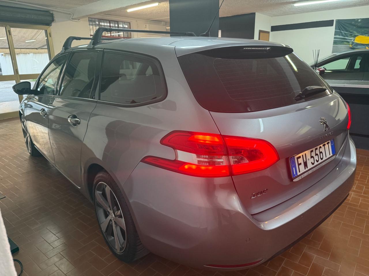 Peugeot 308 BlueHDi 100 S&S SW Business