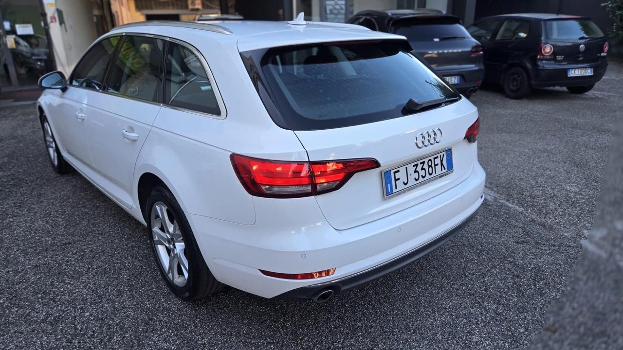 Audi A4 Avant 2.0 TDI 122 CV S tronic Business Spo