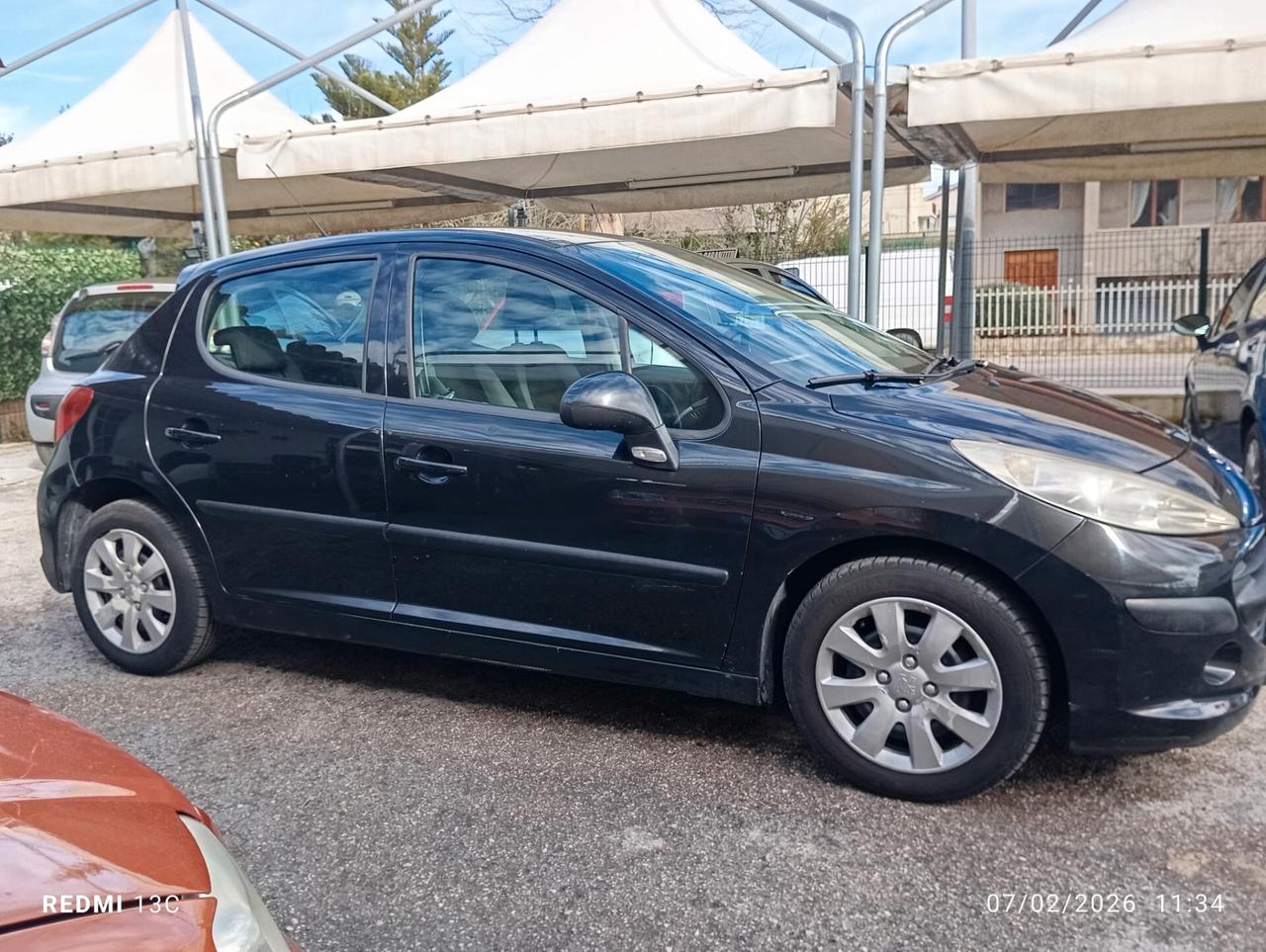 Peugeot 207 1.4 HDi 70CV 5p. ONE Line