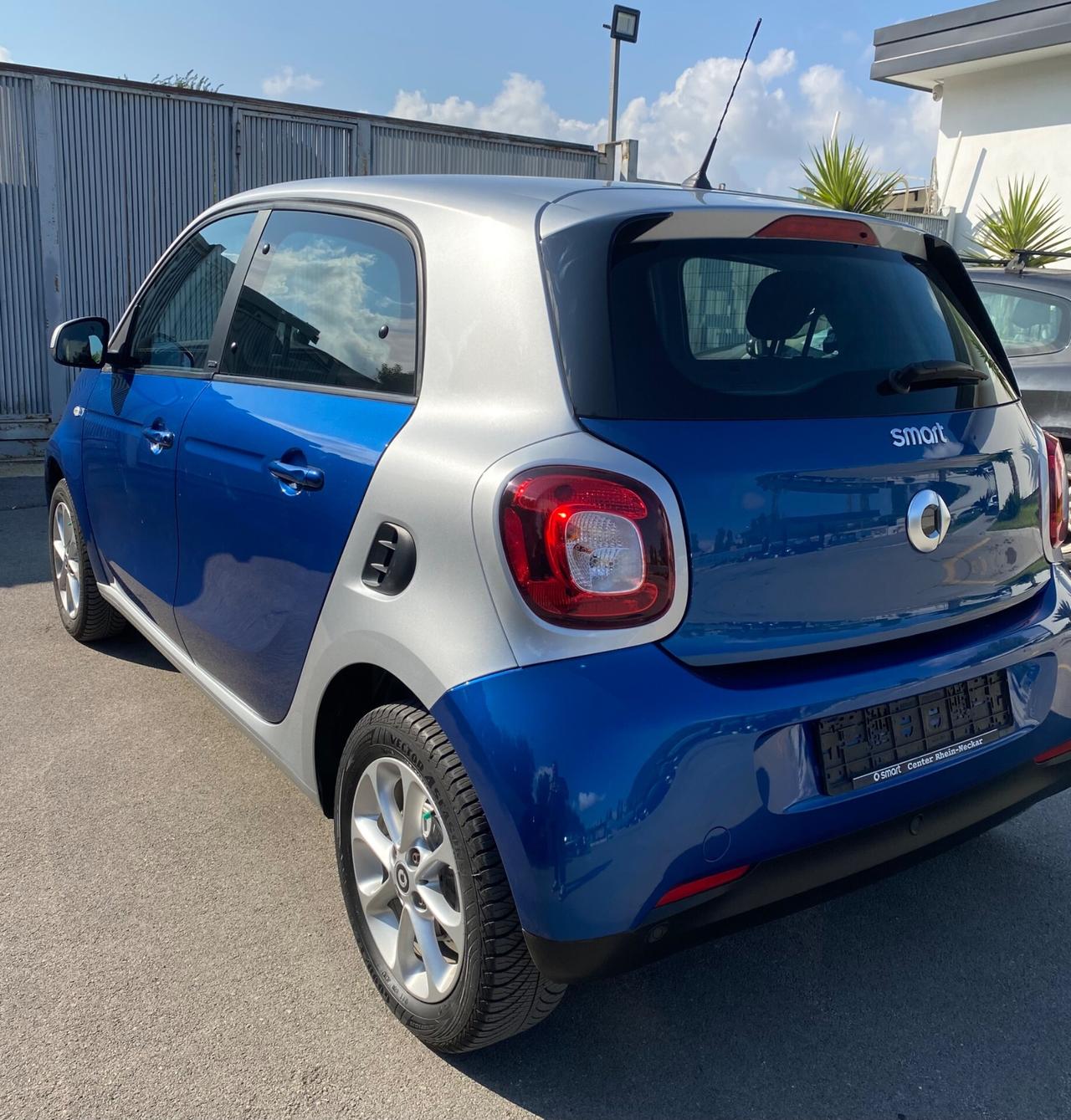 Smart ForFour 70 1.0 Passion