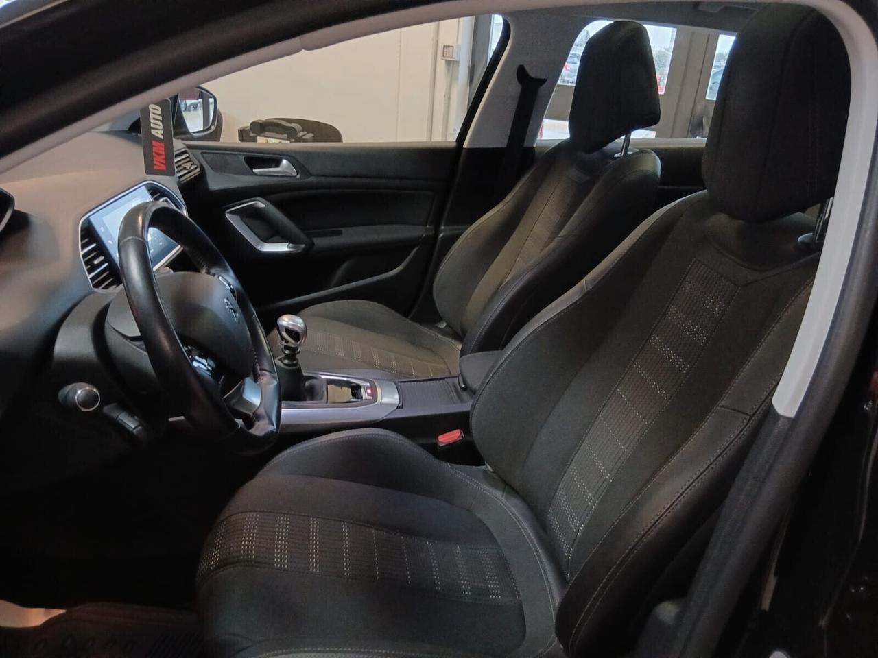 Peugeot 308 - 1.5 BlueHDi 130CV UNICO PROPRIETARIO