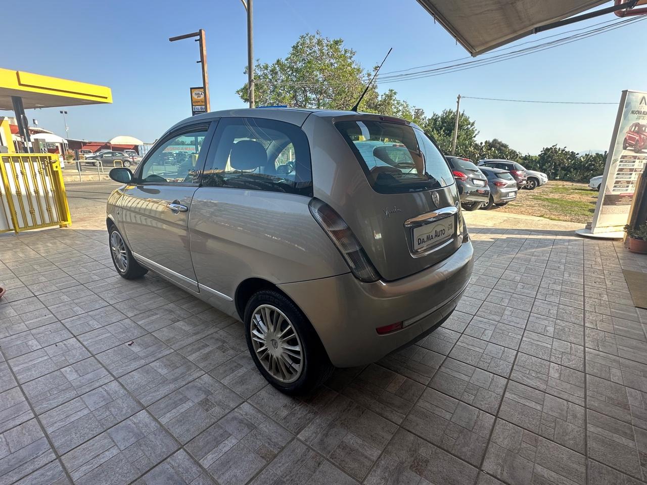 Lancia Ypsilon 1.4 Argento 77CV 129.000KM ANNO 2007