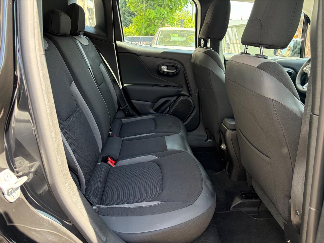 Jeep Renegade 1.5 Turbo T4 MHEV Limited