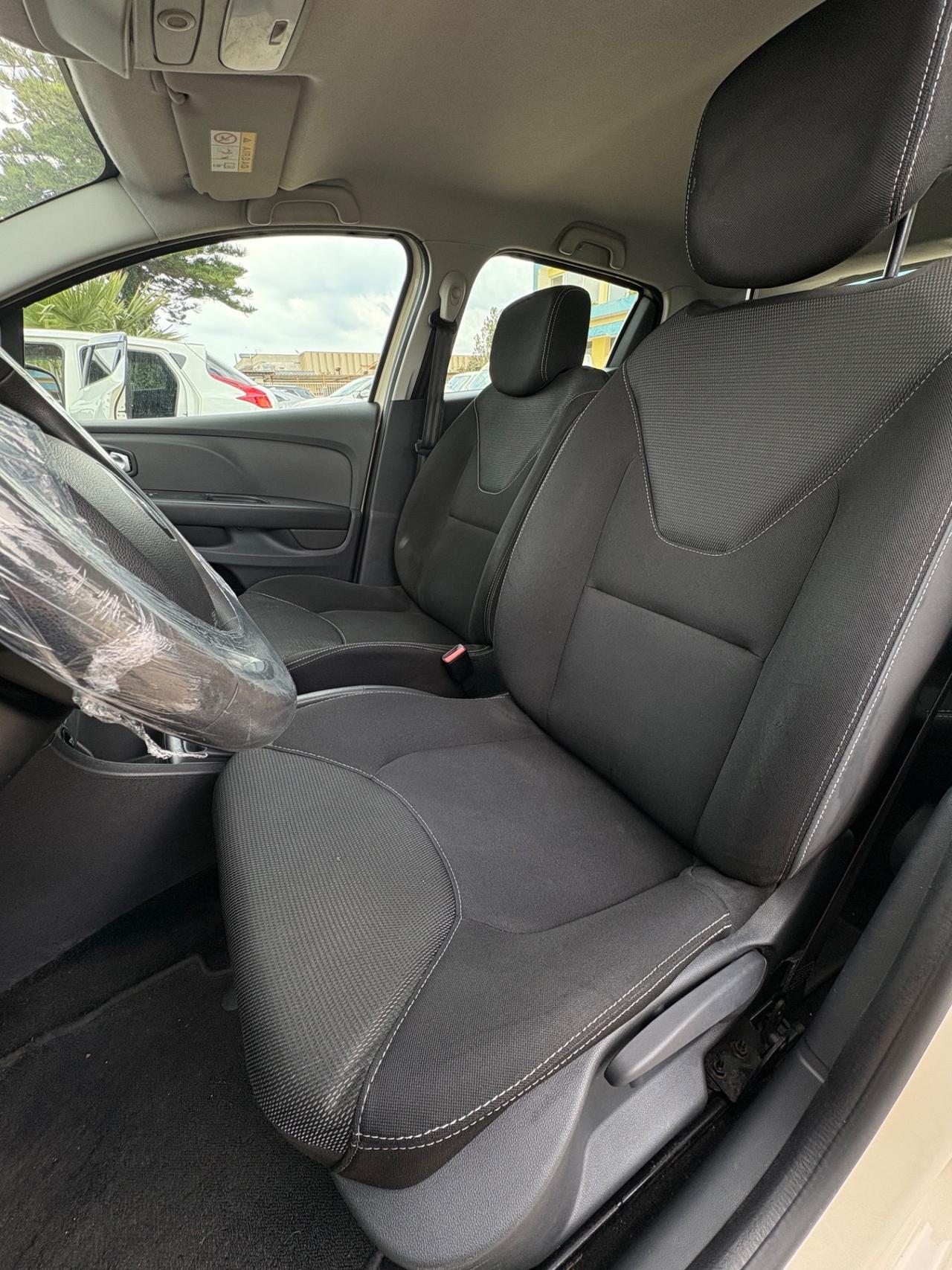 Renault Clio dCi 8V 75 CV Start&Stop 5 porte Energy Intens