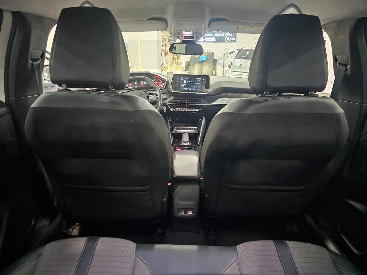 NUOVA PEUGEOT 2008 ALLURE PACK 1.5 BLUEHDI 131CV EAT8 F1