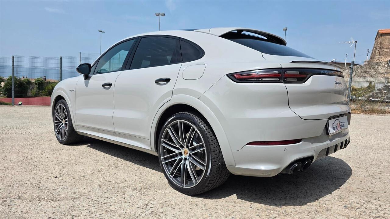 Porsche Cayenne Coupé 3.0 V6 E-Hybrid
