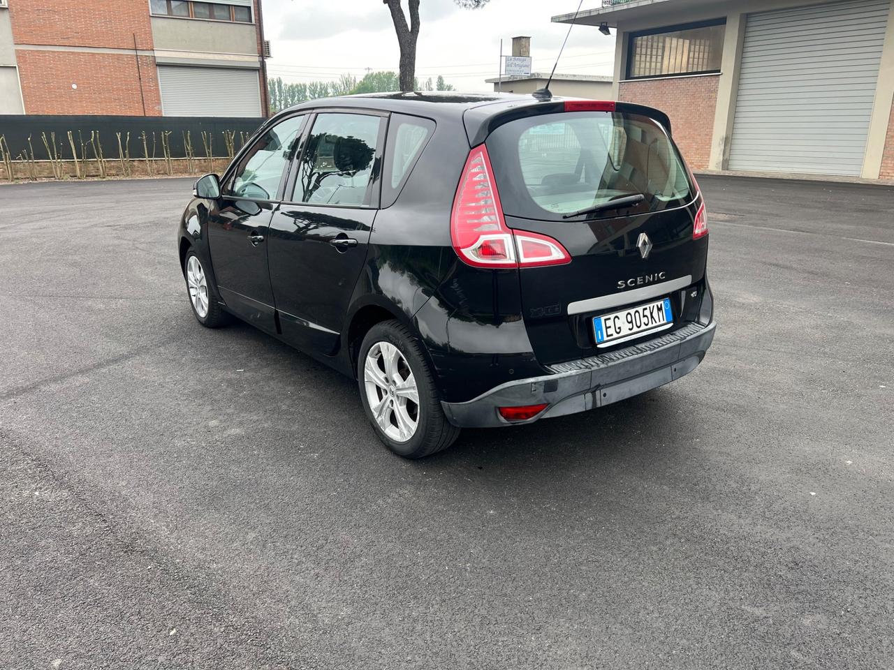 Renault Scenic Scénic 1.5 dCi 110CV EDC Luxe