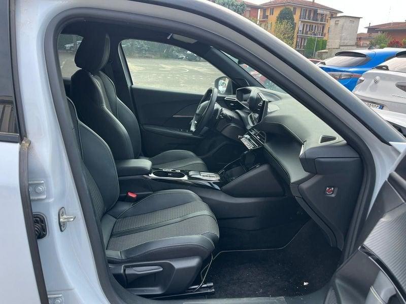 Peugeot 2008 2008 PureTech 130 S&S EAT8 GT