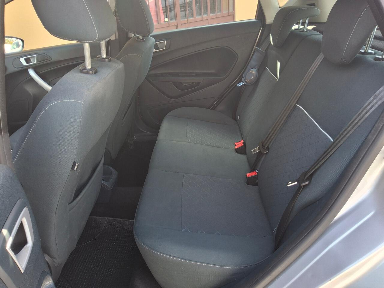 Ford Fiesta 1.2 82 CV 5pTitanium OK NEOPATENTATI