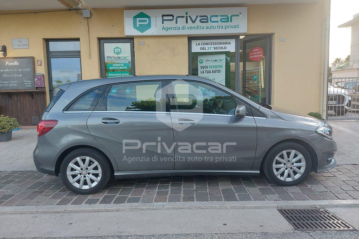 MERCEDES B 180 d Business Extra