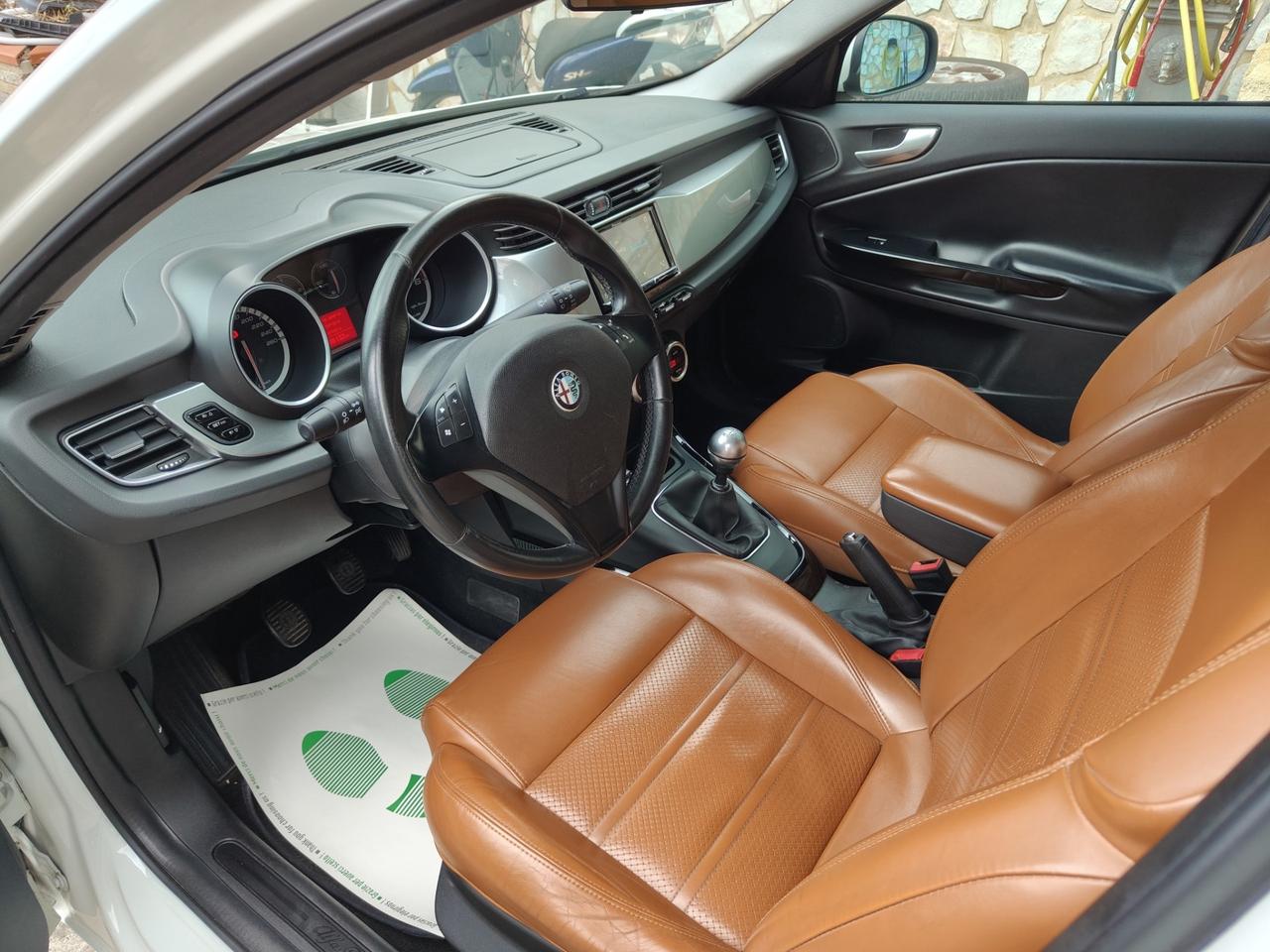 Alfa Romeo Giulietta 1.6 JTDm-2 105 CV Exclusive