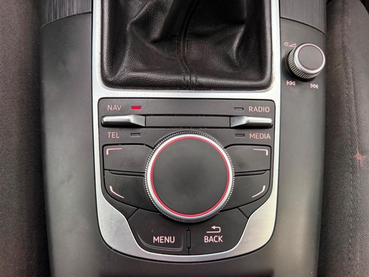 A3 Sportback 1.6 tdi Ambiente 105 cv okneopatentati