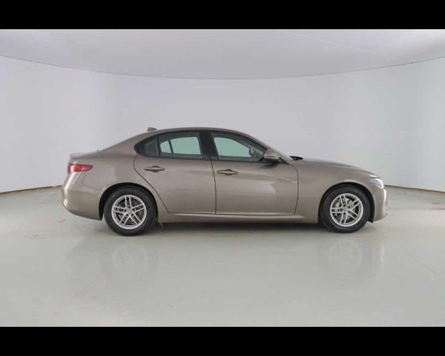 ALFA ROMEO Giulia 2.2 Turbodiesel 160 CV AT8 Business