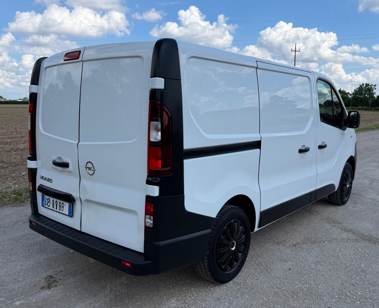 OPEL VIVARO 1.6 DCi AUTOCARRO FURGONE VAN AUTO