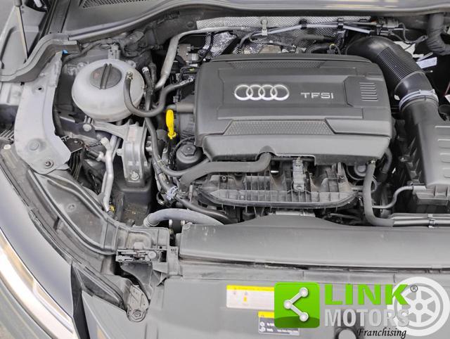AUDI TT Coupé 1.8 TFSI S tronic S line